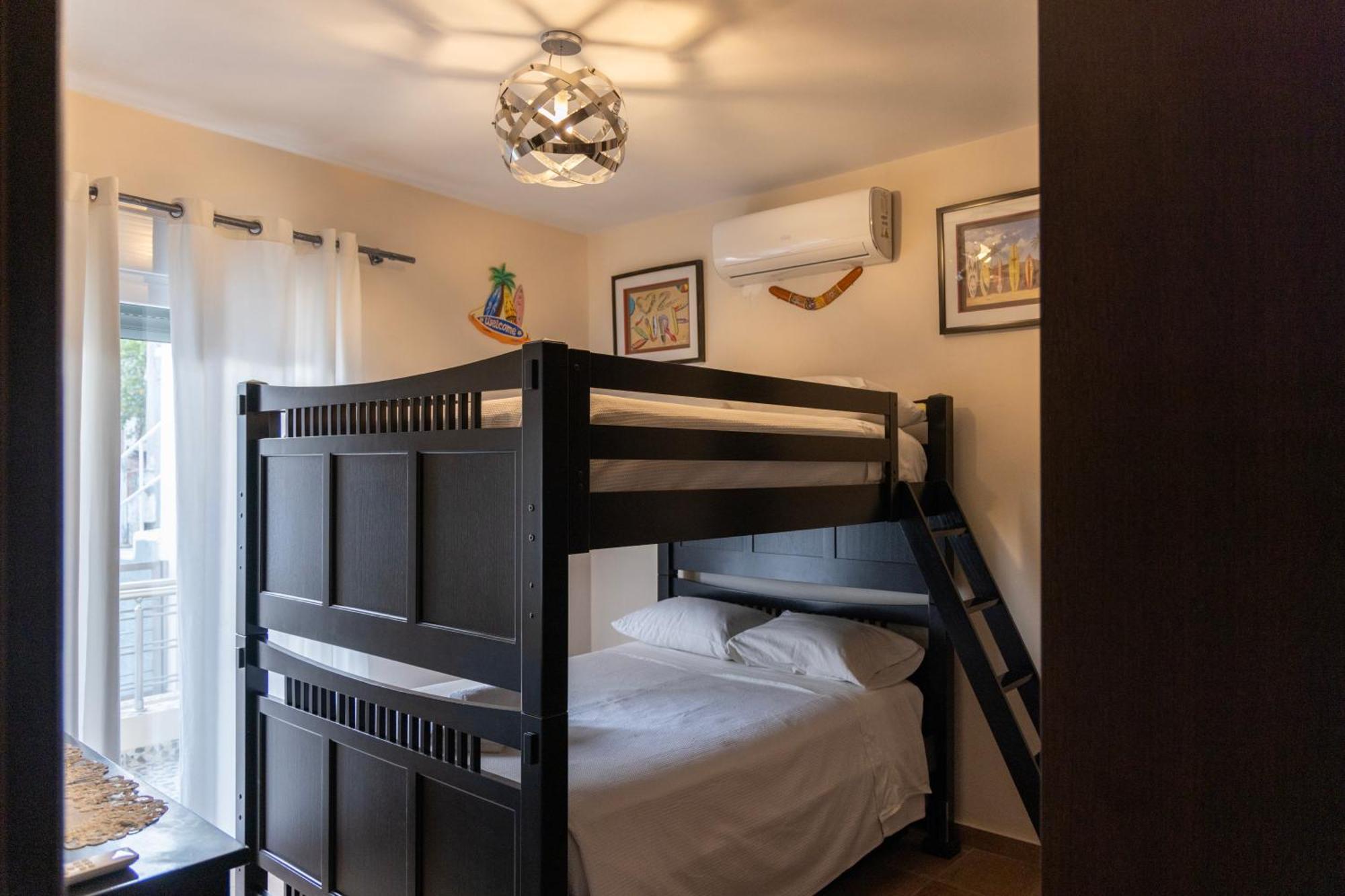 Limani Lux Apartments Карпатос Стая снимка